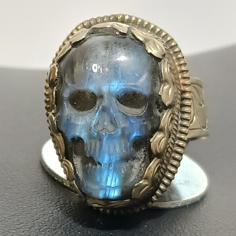 Large Tibetan Silver Labradorite Blue Skull Ring Size 11 " Adjustable - Picture 4 of 14